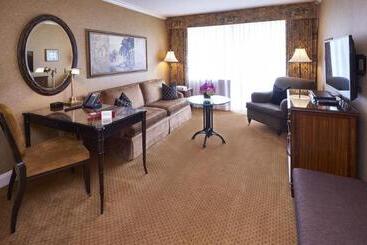Wedgewood Hotel & Spa   Relais & Chateaux