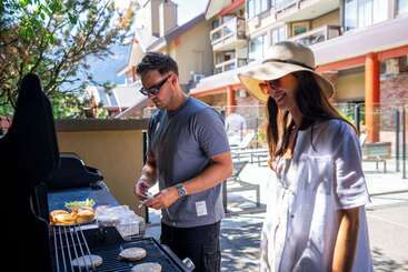 酒店 Whistler Village Inn & Suites