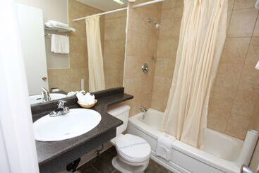 مُتل Canadas Best Value Inn Prince George