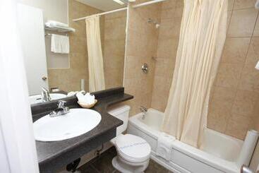 مُتل Canadas Best Value Inn Prince George