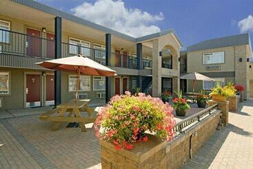 مُتل Canadas Best Value Inn Prince George