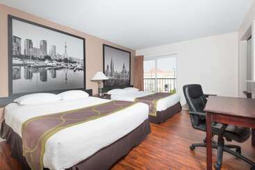 Мотель Super 8 By Wyndham Cambridge/kitchener/waterloo Area