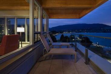 Penticton Lakeside Resort