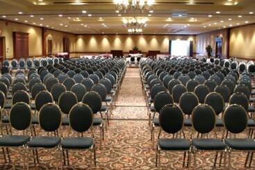 Penticton Lakeside Resort