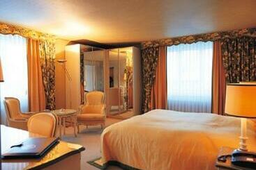 Posthotel Holiday Villa Arosa