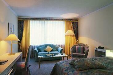 Posthotel Holiday Villa Arosa