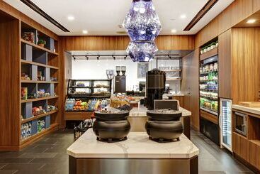 استراحتگاه Hilton Mississauga/meadowvale