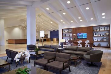 استراحتگاه Hilton Mississauga/meadowvale