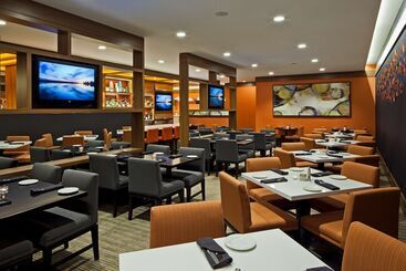 استراحتگاه Hilton Mississauga/meadowvale