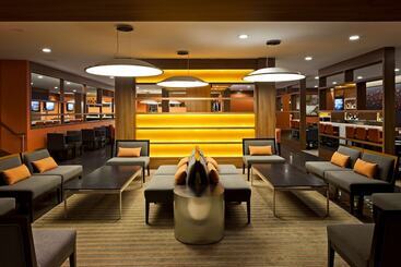 استراحتگاه Hilton Mississauga/meadowvale