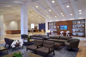 استراحتگاه Hilton Mississauga/meadowvale