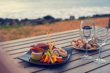 استراحتگاه Ranweli Holiday Village