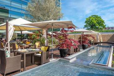 Hilton Geneva Hotel And Conference Centre