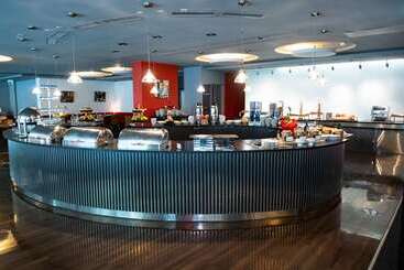 Hilton Geneva Hotel And Conference Centre