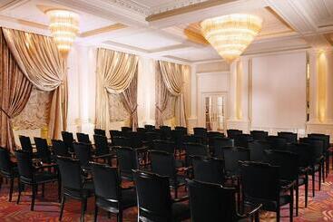 هتل Baur Au Lac