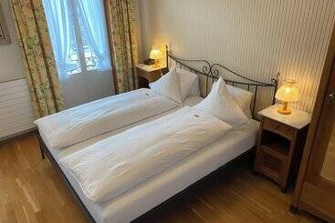 هتل Carltoneurope Vintage Adults