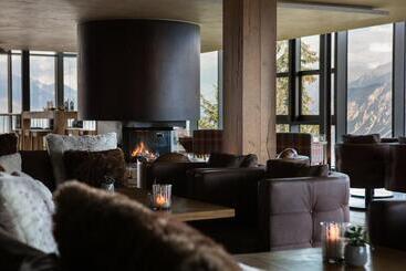 هتل Crans Ambassador