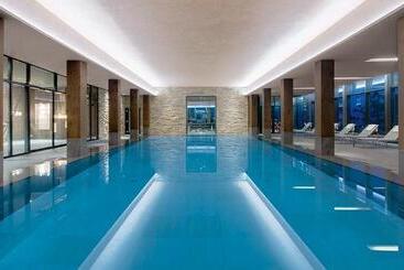 هتل Crans Ambassador