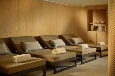 Crystal Hotel Superior