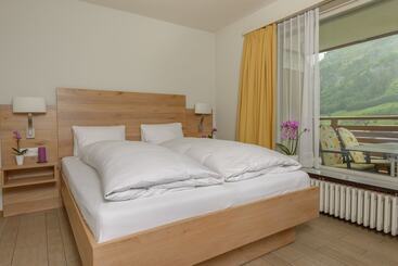 Dala Hotel & Apartments