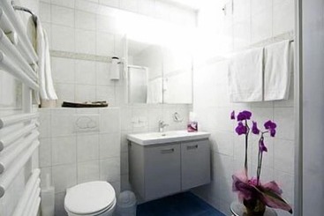 Dala Hotel & Apartments