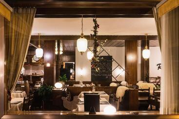 Hotel De Chailly