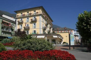 Hotel Du Lac
