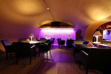 酒店 Europe