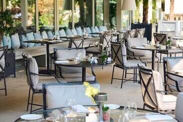 Grand Hotel Du Lac   Relais & Châteaux