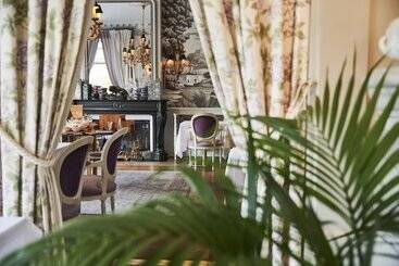 Grand Hotel Du Lac   Relais & Châteaux