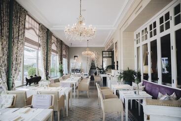 Grand Hotel Du Lac   Relais & Châteaux