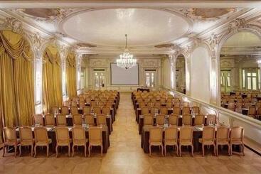 Grand Hotel Suisse Majestic, Autograph Collection
