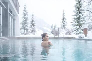 호텔 Gstaad Palace