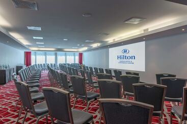 Hilton Geneva Hotel And Conference Centre
