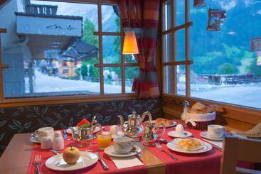 ホテル Hirschen   Grindelwald