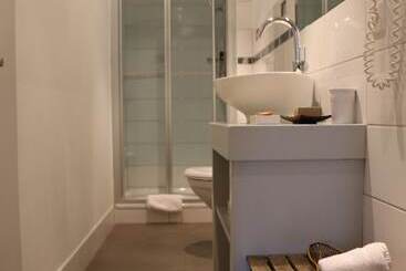 هتل Hostellerie De Genève