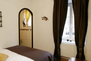 هتل Hostellerie De Genève