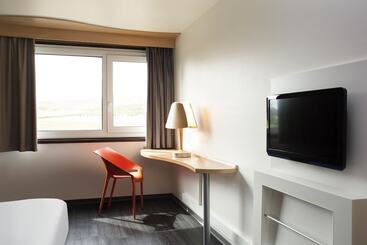 호텔 Ibis 3 Lacs Neuchatel