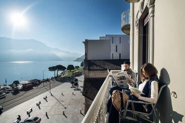 Hotel International Au Lac Historic Lakeside