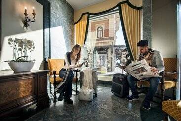 Hotel International Au Lac Historic Lakeside