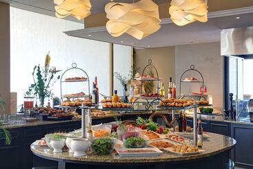 هتل Le Mirador Resort & Spa