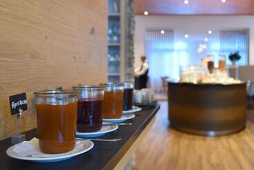 Alpine Hotel Perren