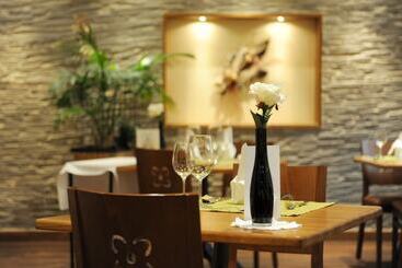 Alpine Hotel Perren