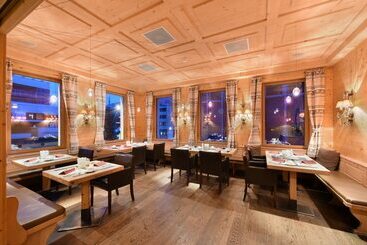هتل Piz St. Moritz