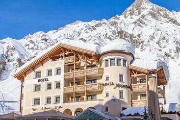 Hotelli Relais & Châteaux Chasa Montana