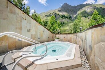 Hotelli Relais & Châteaux Chasa Montana