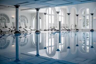 Hotelli Relais & Châteaux Chasa Montana