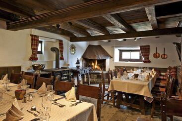 Отель Schweizerhof St. Moritz
