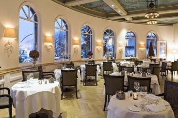 Отель Schweizerhof St. Moritz