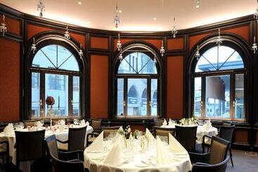 Отель Schweizerhof St. Moritz